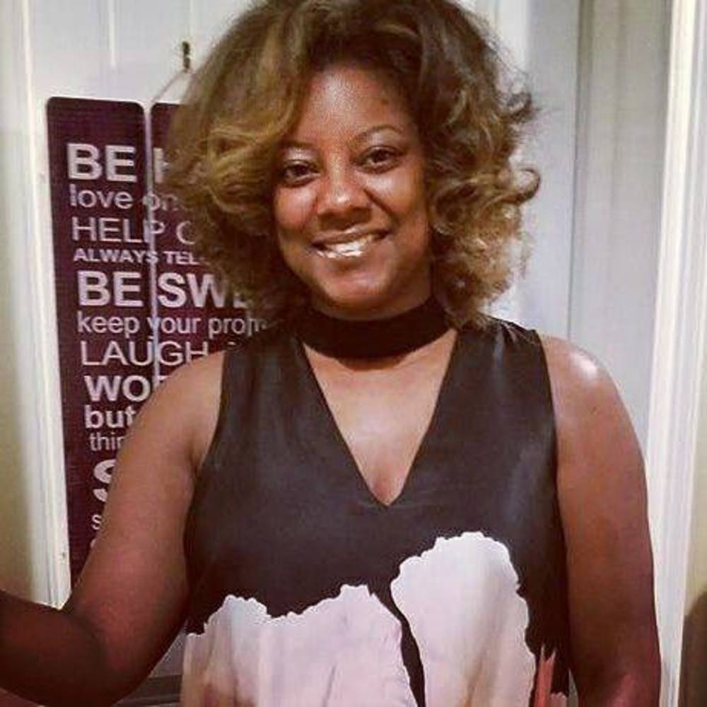 Meet your Posher, Leshia